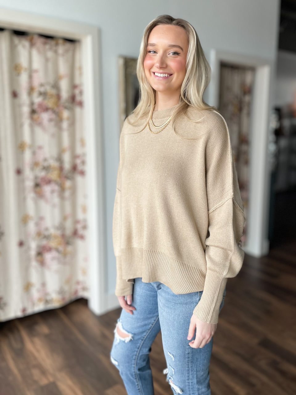 Main Squeeze Sweater - Taupe